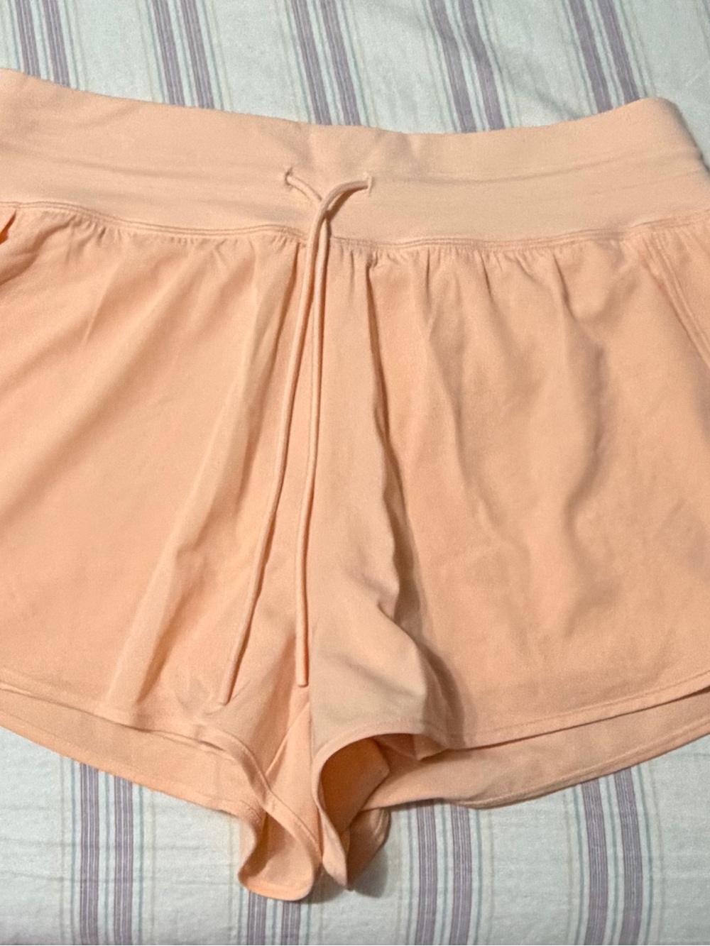 VUORI Daily Speed Short 2.5" SIZE MEDIUM